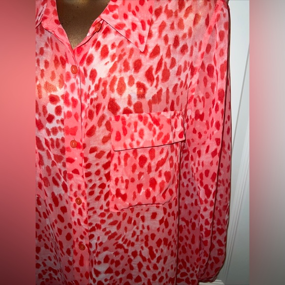 A.N.A. Womens Shirt size L Pink red leopard Long Sleeve Pockets Lightweight - Picture 2 of 10